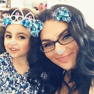 Meet your Posher, Caroline